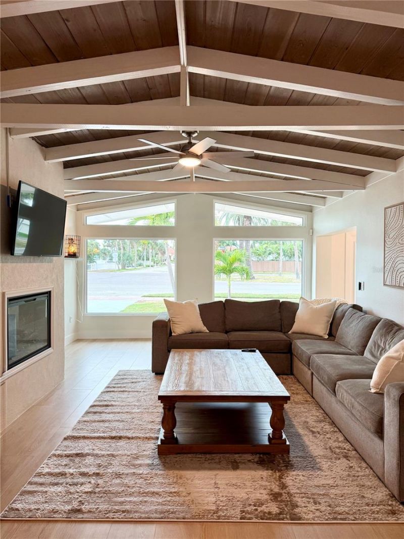 156 N Blvd Of The Presidents, Sarasota, FL 34236 Photo