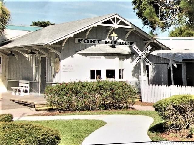 4210 Gator Trace Avenue, Unit B, Fort Pierce, FL 34982 Photo