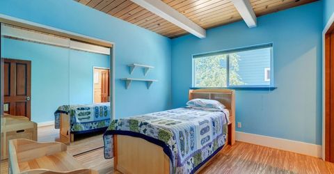 1932 Kokanee Way, South Lake Tahoe, CA 96150 Photo