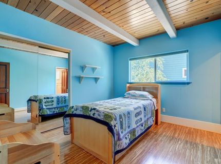 1932 Kokanee Way, South Lake Tahoe, CA 96150 Photo