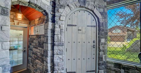 1932 Kokanee Way, South Lake Tahoe, CA 96150 Photo