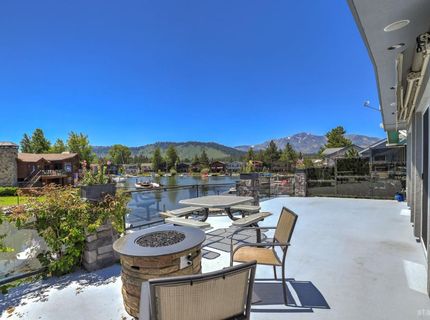1932 Kokanee Way, South Lake Tahoe, CA 96150 Photo