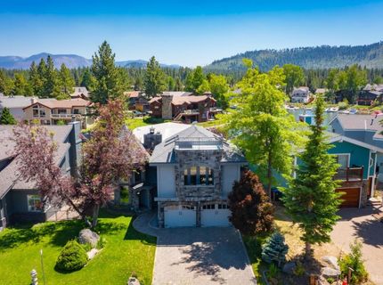 1932 Kokanee Way, South Lake Tahoe, CA 96150 Photo