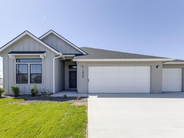 1015 E Perjue Basin Dr, Nampa, ID 83686
