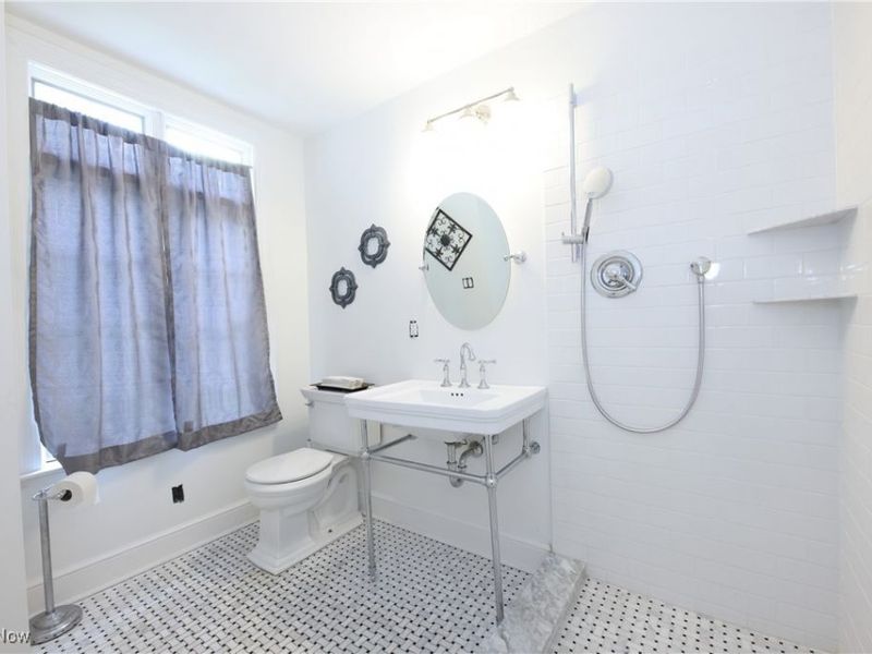 12 Lotus Ave., Chester, WV 26034 Photo 32