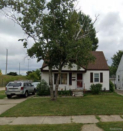 26828 Waldorf Street, Roseville, MI 48066 Main Photo