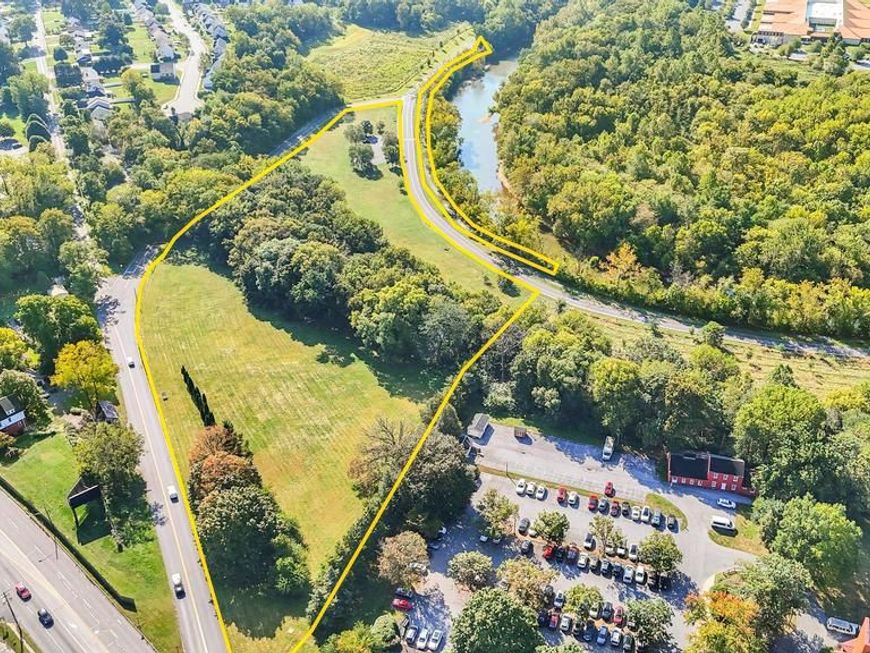 516 Conestoga Greenway, Lancaster, PA 17602 Main Photo