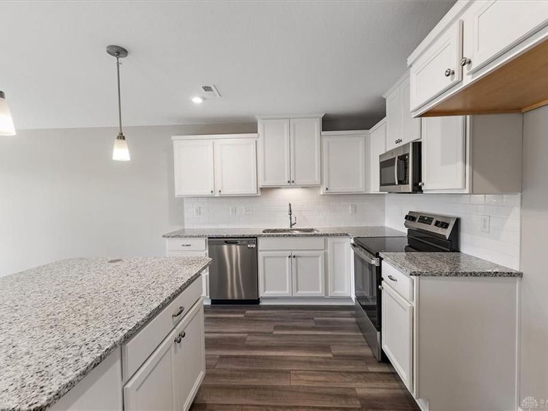 502 Glenhaven Way, Unit 756-202, Fairborn, OH 45324 Photo 4