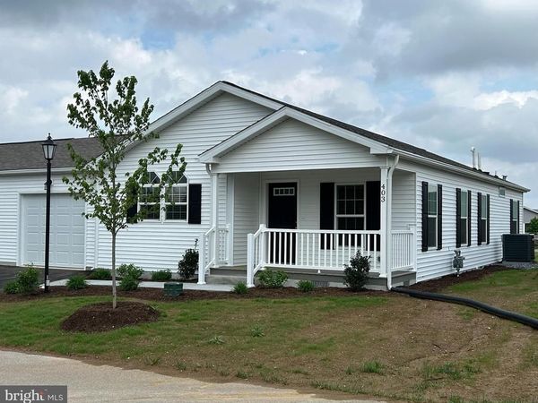 403 EASTWOOD LANE, LANCASTER, PA 17601