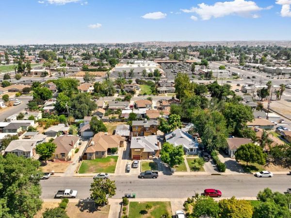 130 Highland Drive, Bakersfield, CA 93308