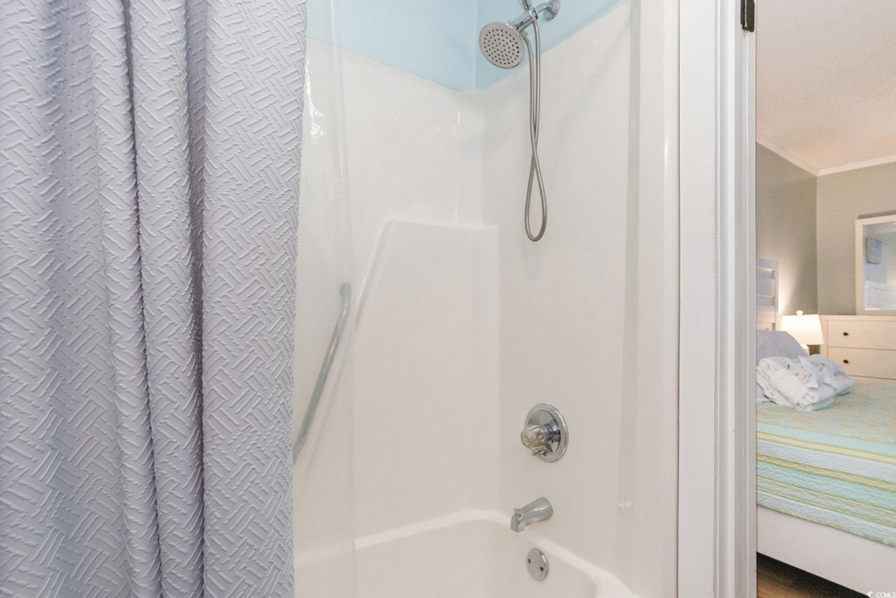 415 Ocean Creek Dr. Photo 17