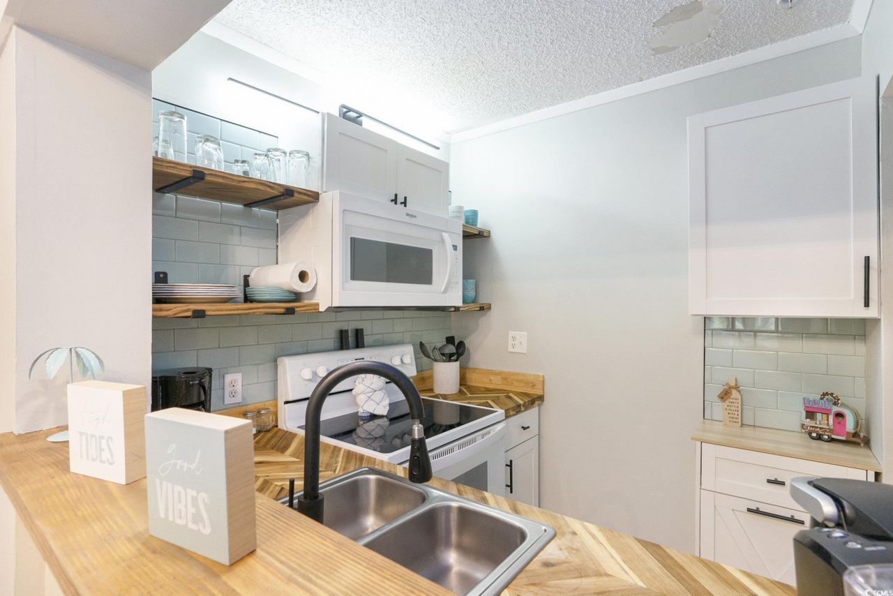 415 Ocean Creek Dr. Photo 8