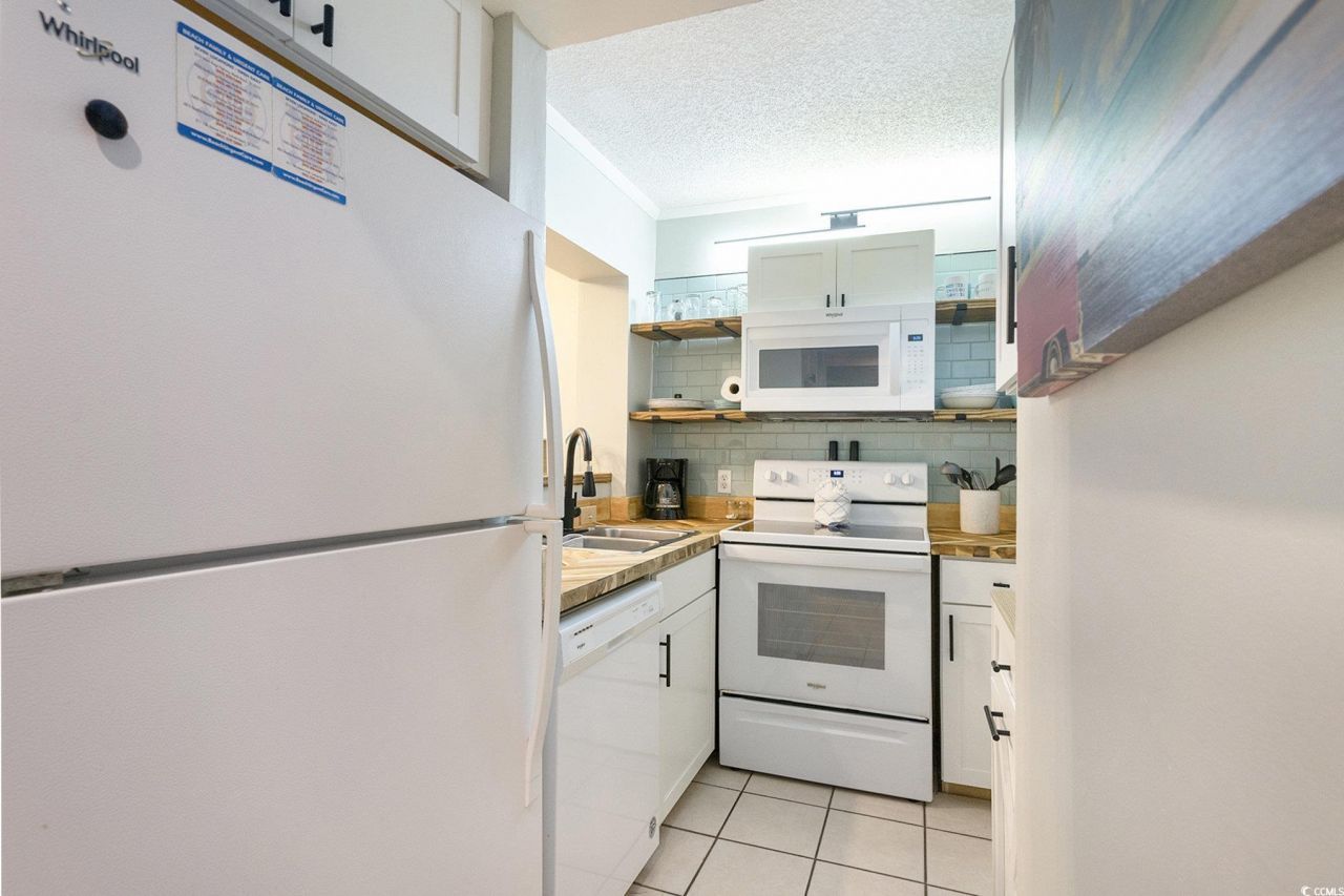 415 Ocean Creek Dr. Photo 9