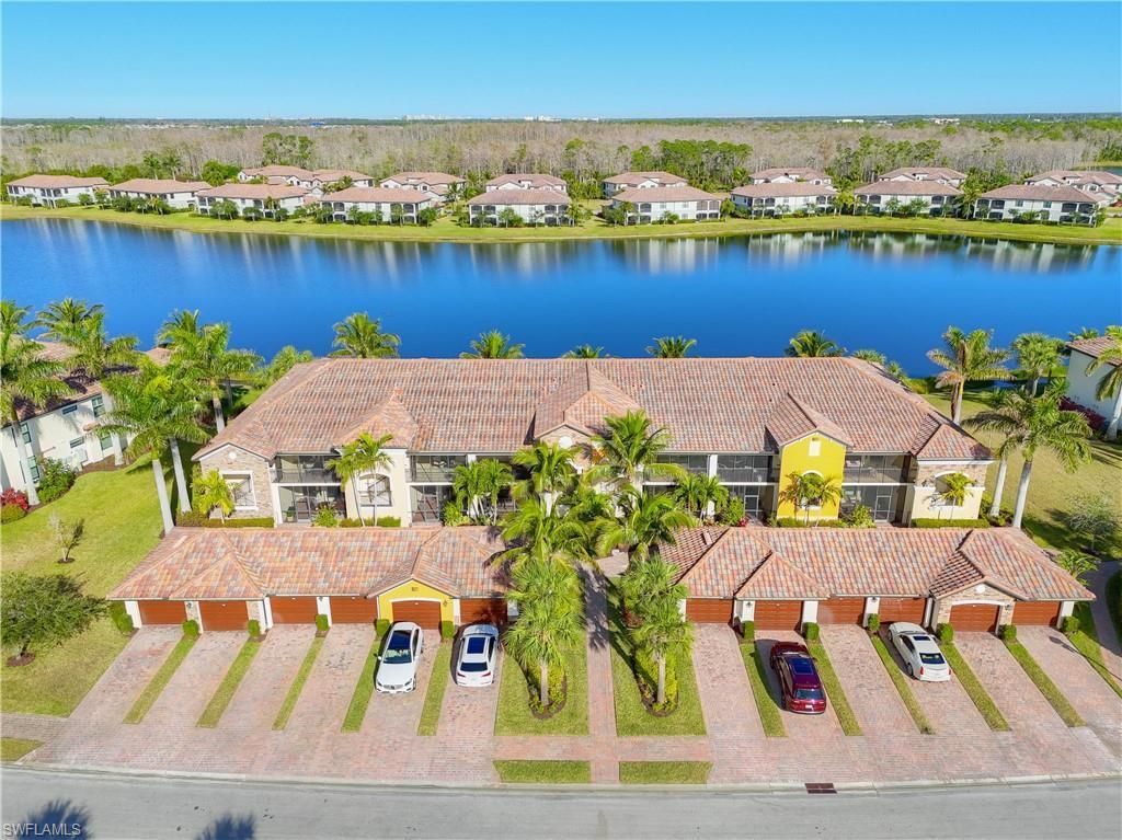 9521 Avellino Way, Unit 2413, Naples, FL 34113 Photo