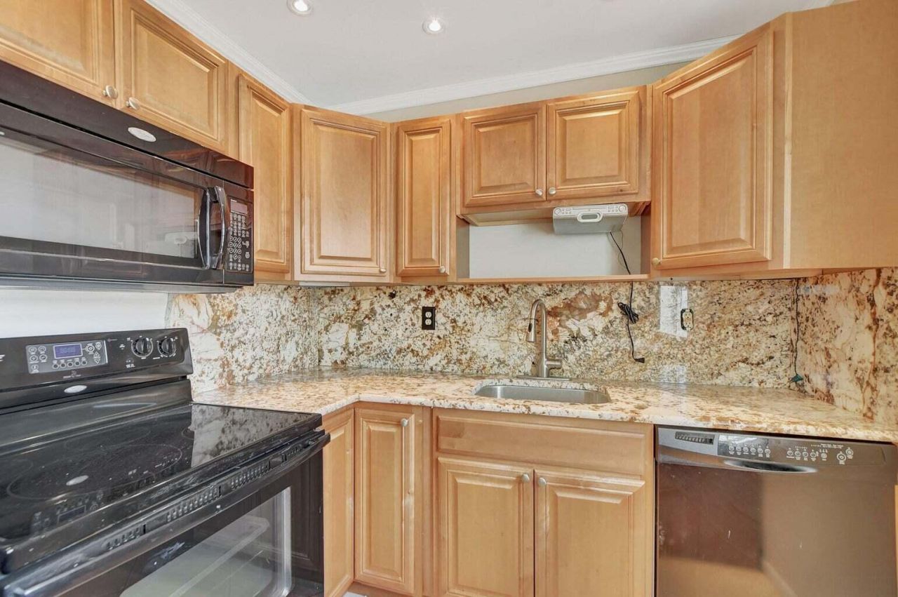187 Normandy D, Delray Beach, FL 33484 Photo