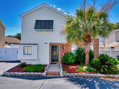 1004 Edge Dr., North Myrtle Beach, SC 29582
