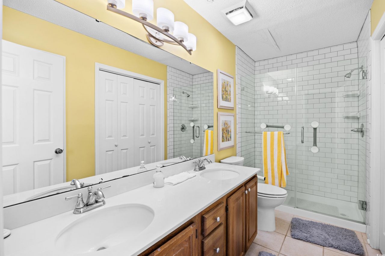 1004 Edge Dr. Photo 19