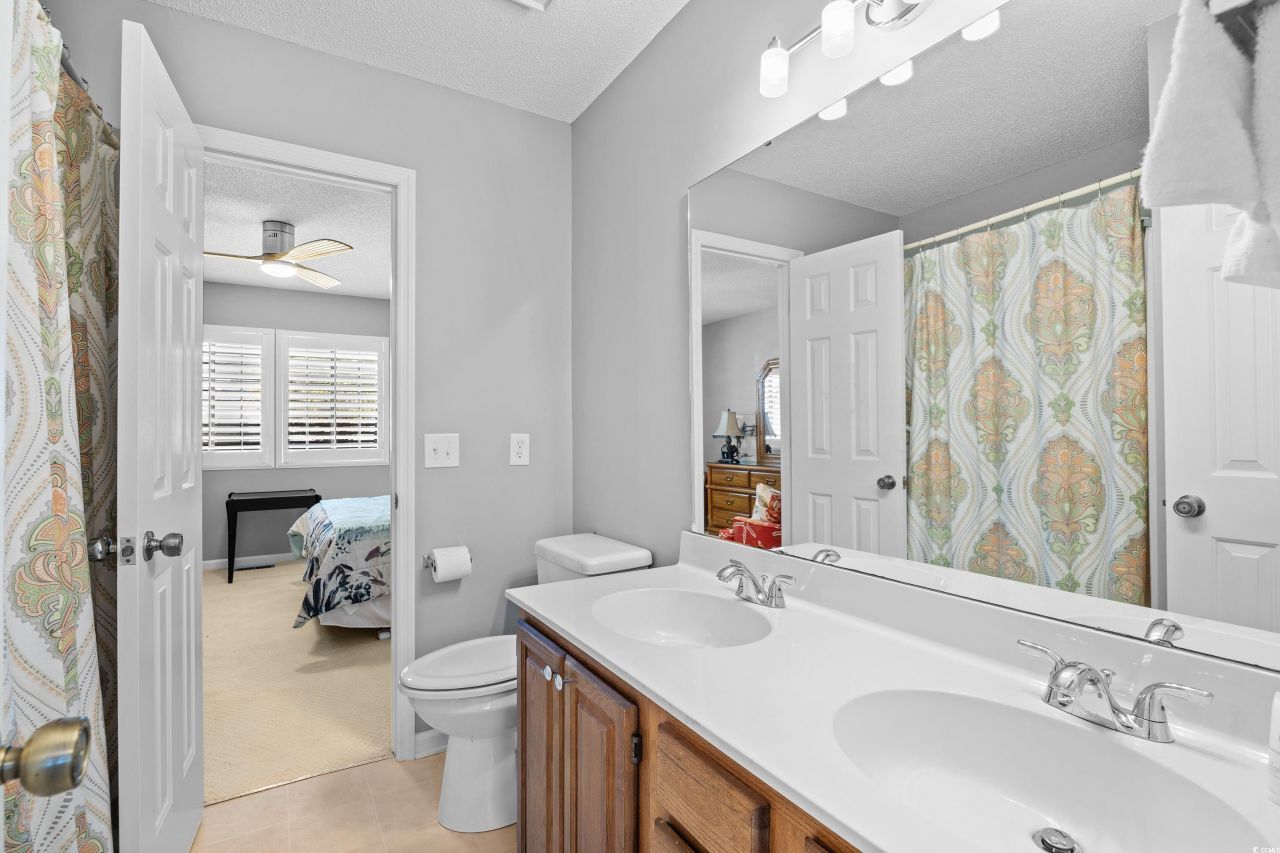 1004 Edge Dr. Photo 31