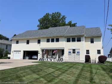 39883 Duluth Street, Harrison Twp, MI 48045