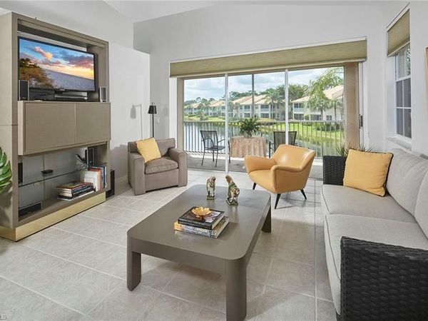 6275 Wilshire Pines CIR, Unit 1008, NAPLES, FL 34109