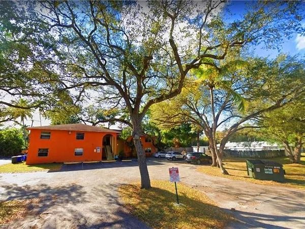 2524 Congress ST, FORT MYERS, FL 33901