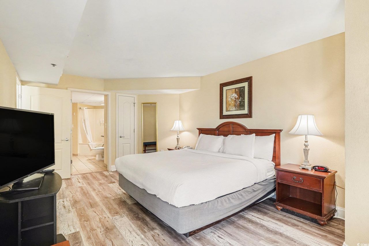 2504 N Ocean Blvd. Photo 14