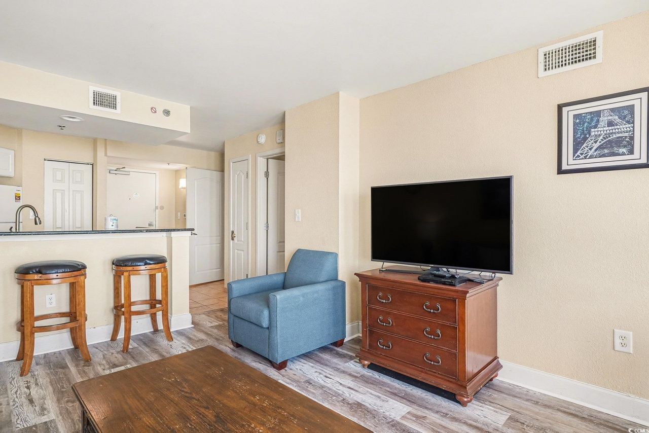 2504 N Ocean Blvd. Photo 6