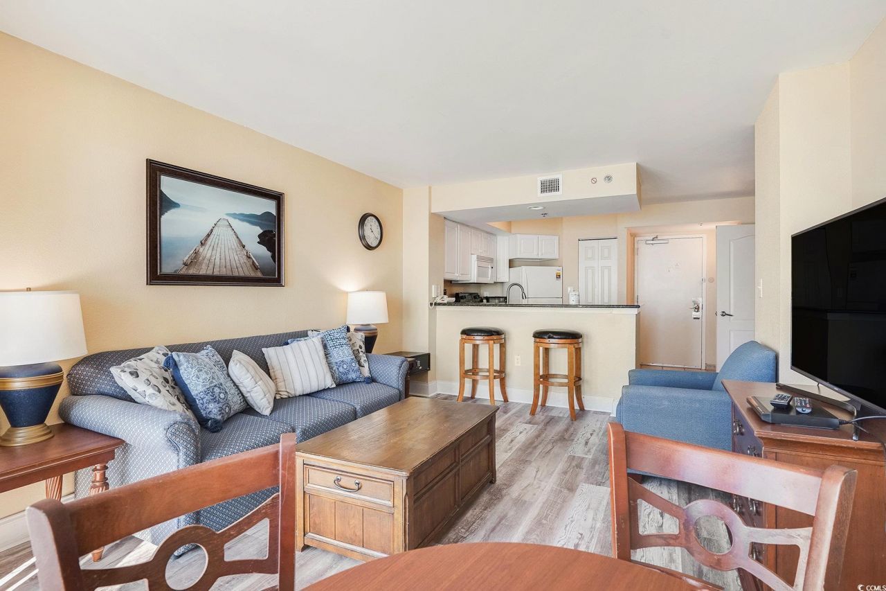 2504 N Ocean Blvd. Photo 7