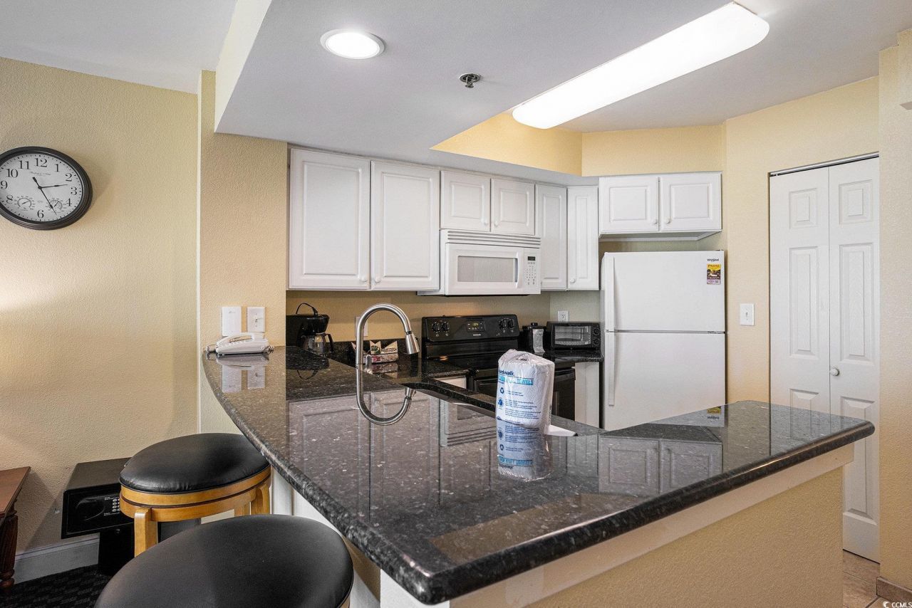 2504 N Ocean Blvd. Photo 9