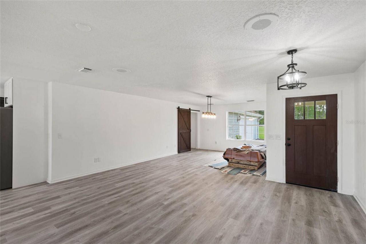 41636 Outlaw Lane, Weirsdale, FL 32195 Photo