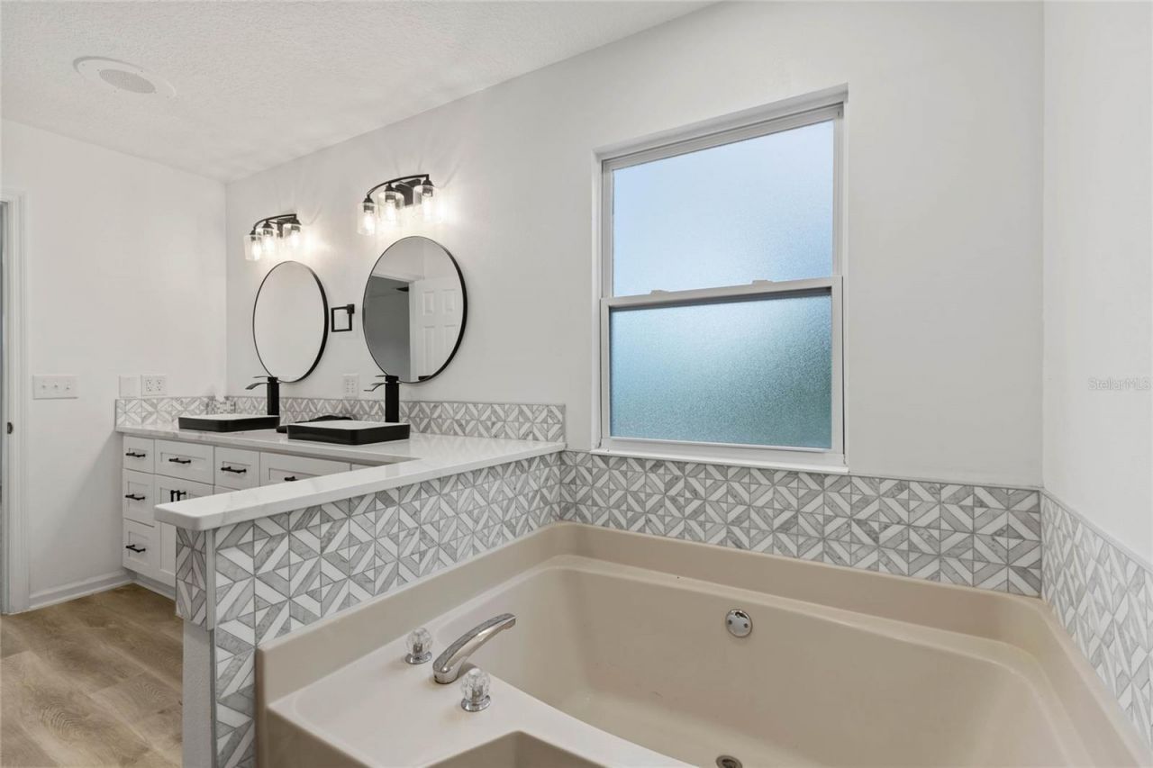 41636 Outlaw Lane, Weirsdale, FL 32195 Photo