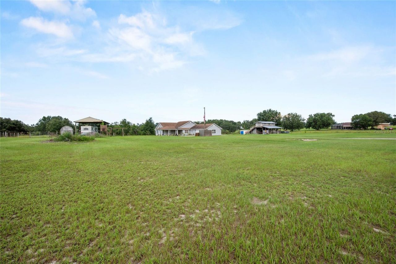 41636 Outlaw Lane, Weirsdale, FL 32195 Photo