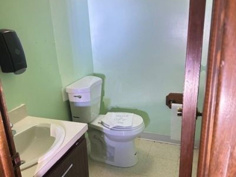 511 N Abbe Road, Unit E, Elyria, OH 44035 Photo 10