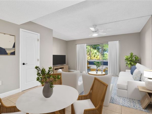 1901 Indian River Boulevard, Unit 202D, Vero Beach, FL 32960