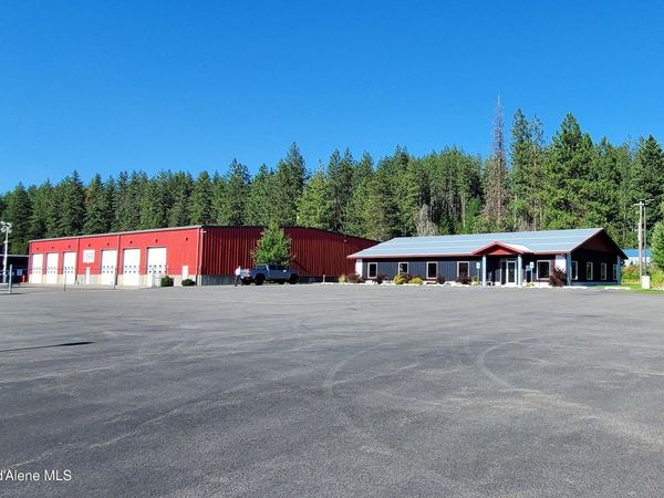 15223 N GOVERNMENT WAY, Hayden, ID 83835