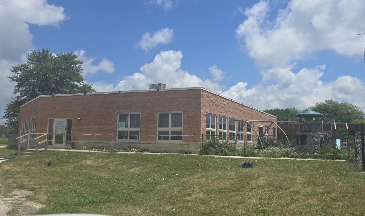 1240 N MARKET Street, Paxton, IL 60957