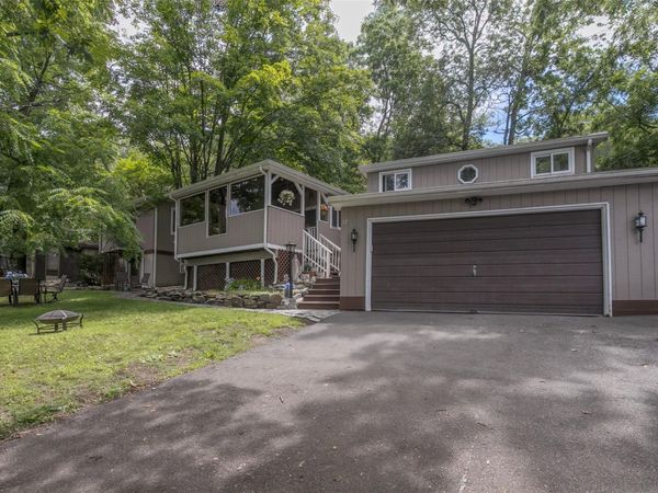 17 Northside Lane, Greenwood Lake, NY 10925