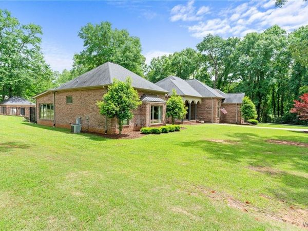 120 Magnolia Circle, Centreville, AL 35042