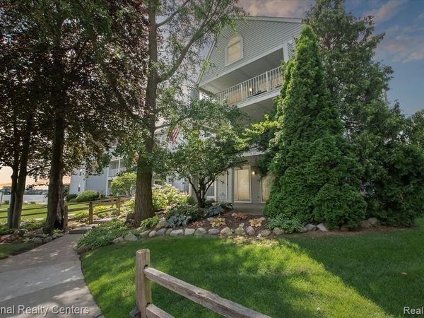 3559 Port Cove Drive, Waterford Twp, MI 48328