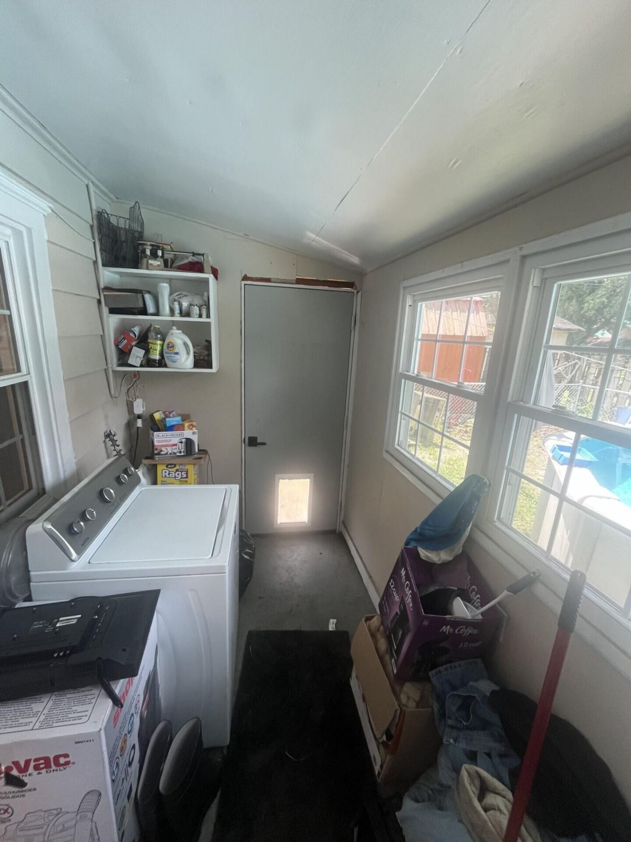 213 May Street Photo 10