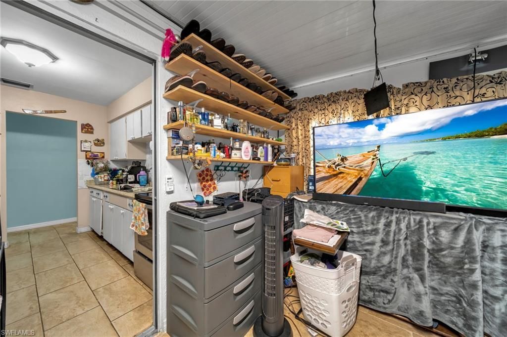 63 Tangelo Ct, Lehigh Acres, FL 33936 Photo