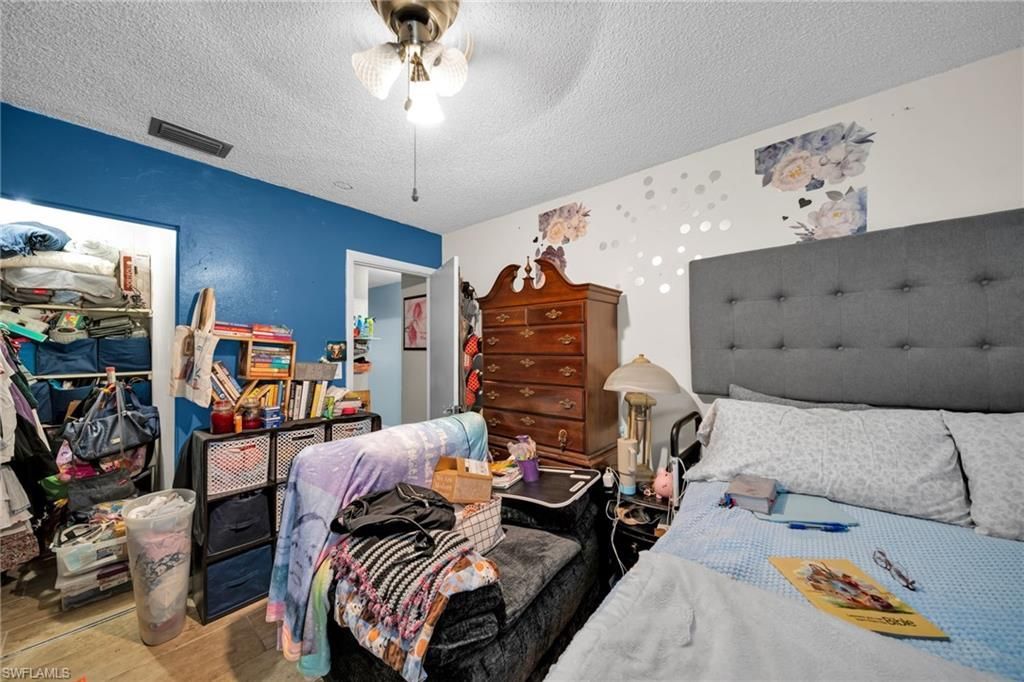 63 Tangelo Ct, Lehigh Acres, FL 33936 Photo