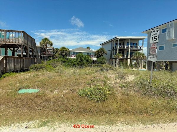 425 OCEAN Avenue, Fernandina Beach, FL 32034