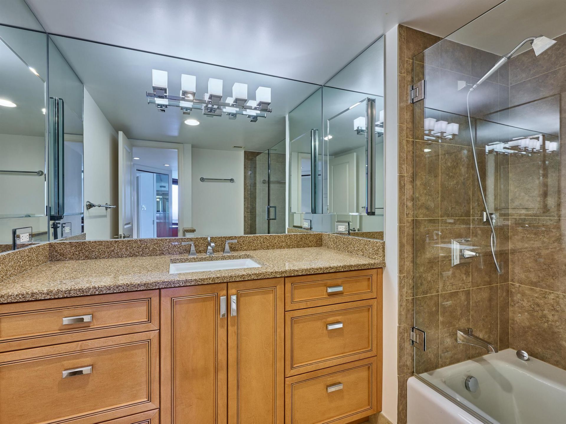 500 S Ocean Boulevard, Unit 2105, Boca Raton, FL 33432 Photo