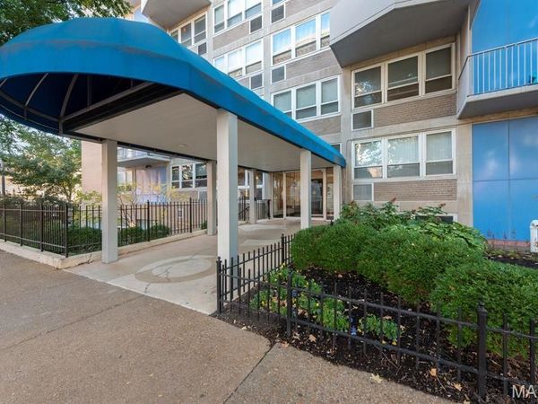 210 N 17th Street, St Louis, MO 63103