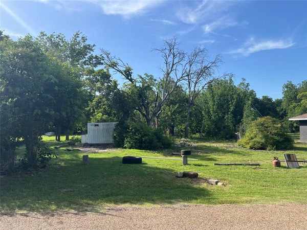 791 Hardeman, Italy, TX 76651