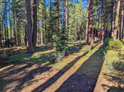 11561 Bottcher Loop, Truckee, CA 96161 Photo