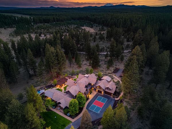 18780 Macalpine Loop, Bend, OR 97702