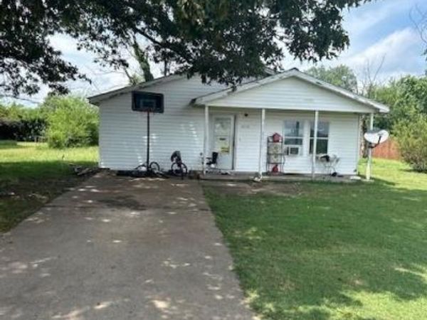 1316 Butler Street, Sikeston, MO 63801