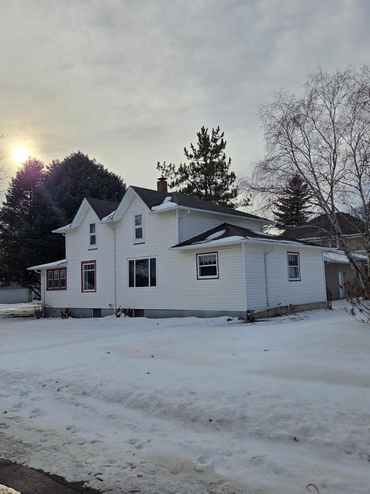 303 1st Street Nw, New Richland, MN 56072 Main Photo